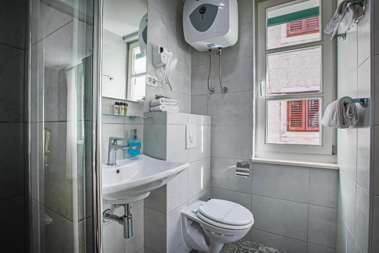 Theatre Luxury Rooms Split Dış mekan fotoğraf